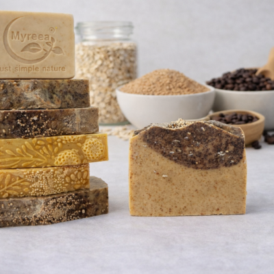 Sapunul esentei naturale:  Exfoliant cu Ovaz, Miere, Cafea  si Amaranth