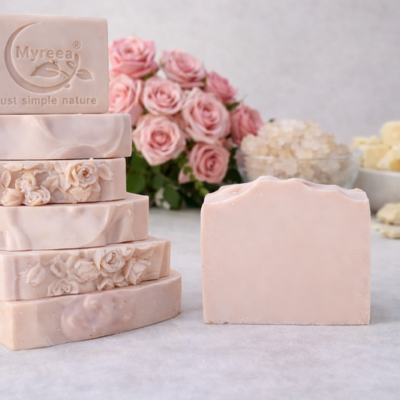 Săpun Natural cu Geranium, Unt de Cacao & White Musk